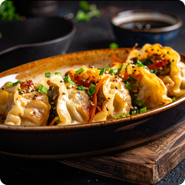 gyozas aux légumes et sauce soja